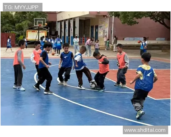 醉爱足球的激情与梦想在绿茵场上交织成最美的旋律